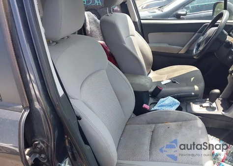 2014 Subaru Forester 2.5I Premium из США, поврежденный, VIN JF2SJAEC0EH470327